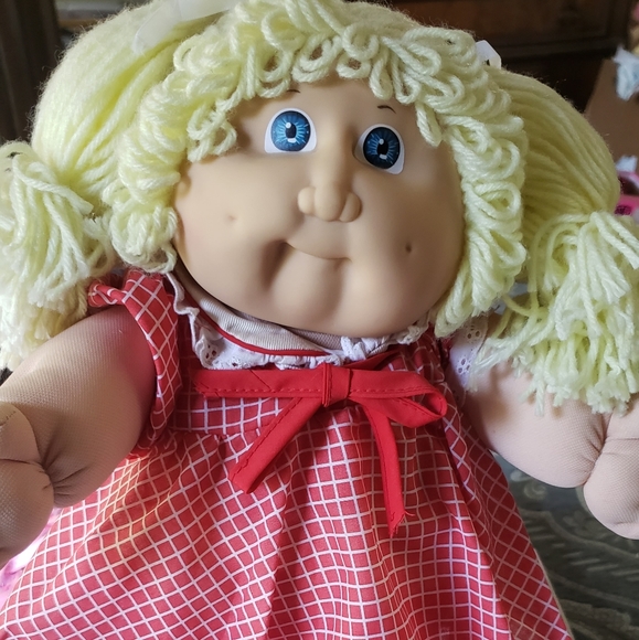 AUTHENTIC Cabbage Patch Kids "Limited Edition" Rare Find Patty Rorie (Blue Eye) - Picture 4 of 15